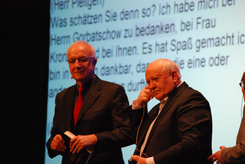 DSC 0457Gorbatschow Lit.Cologne 2013 Michail Gorbatschow – Alles zu seiner Zeit