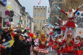 Bilder vom Rosenmontagszug in Köln 2016