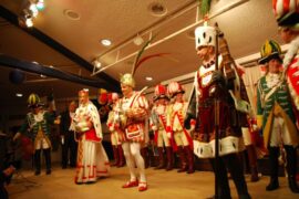 Kölner Straßenkarneval für Imis- 1 Teil