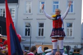 Weiberfastnacht 2011 in Köln, so feiert man in der Südstadt- Bilder